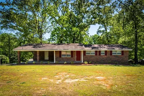 4455 Merlin Cir, Douglasville, GA 30134