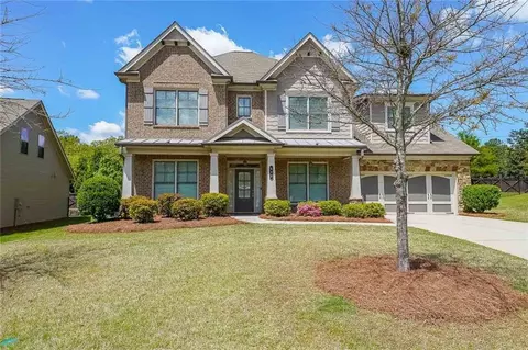 630 Hunters Grove Ct, Sugar Hill, GA 30518