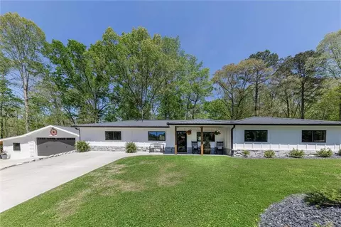 168 Clearwater Trl NE, White, GA 30184