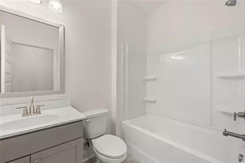 Bath - 13954 Conrad Ct, Covington, GA 30014 photo 4 of 4