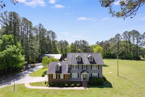 208 Valley View Dr, Rockmart, GA 30153