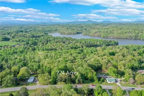 4436 Thompson Bridge Rd, Gainesville, GA 30506