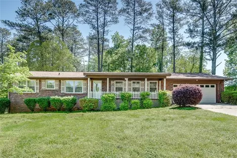 728 Brannon Dr, Lithia Springs, GA 30122
