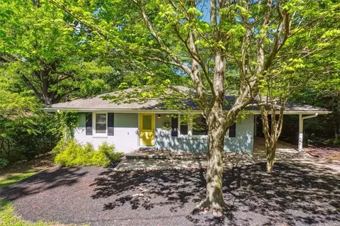 192 Scott Dr SE, Marietta, GA 30067