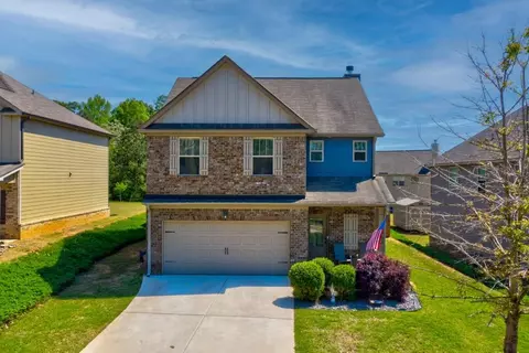 1062 Hartwell Rd, Locust Grove, GA 30248