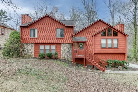 3768 Woodrose Ct, Snellville, GA 30039