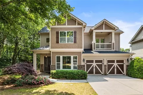 135 Kentworth Cir, Milton, GA 30004