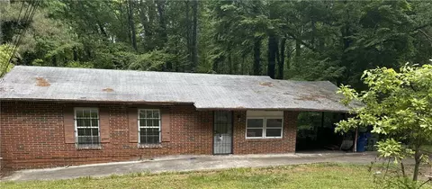 2841 Crescendo Dr NW, Atlanta, GA 30318
