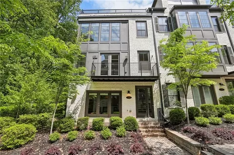140 Ridgely Ct, Atlanta, GA 30342