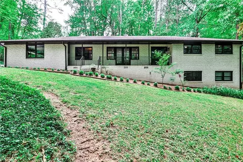 1764 Angelique Dr, Decatur, GA 30033