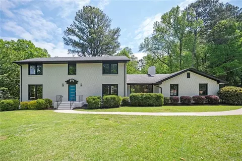 3811 White Haven Dr SE, Smyrna, GA 30082