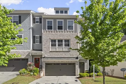 2800 White Oak Ln, Decatur, GA 30032