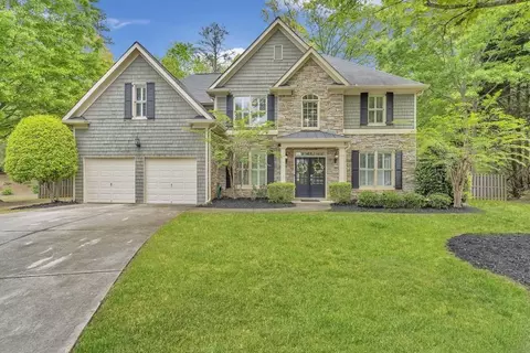 6499 Mobilis Ct, Sugar Hill, GA 30518