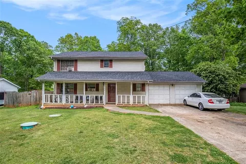 9262 Chestnut Lake Dr, Jonesboro, GA 30236