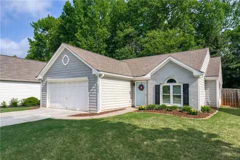 2150 Westwind Dr, Roswell, GA 30075