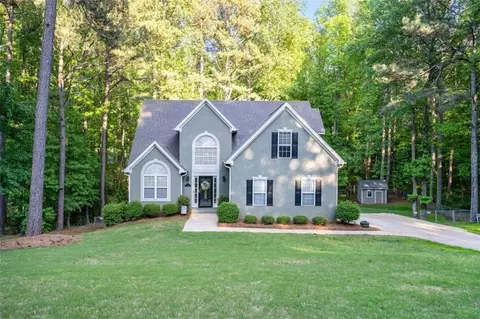 25 Line Creek Ct, Sharpsburg, GA 30277