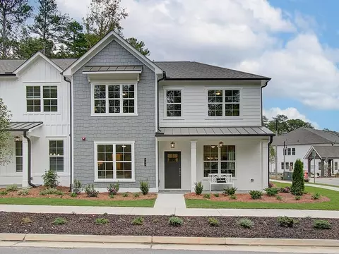 663 Dobbs Rd, Woodstock, GA 30188
