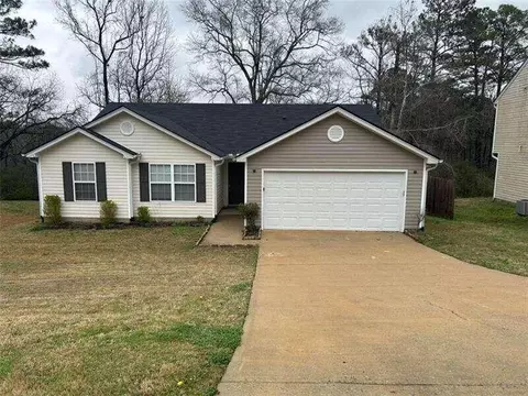 112 Pin Oak Trl, Villa Rica, GA 30180