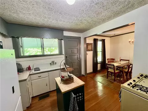 Kitchen - 16 Highway 162, Covington, GA 30016 photo 3 of 4