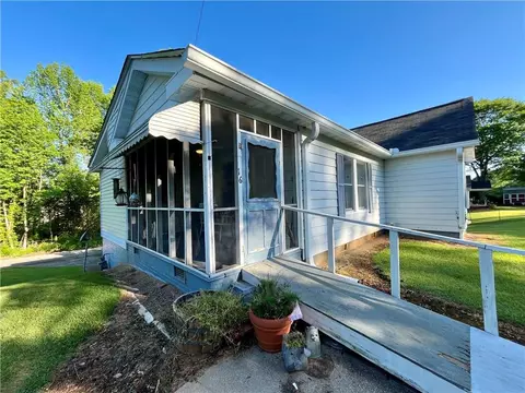 Exterior - 16 Highway 162, Covington, GA 30016 photo 4 of 14
