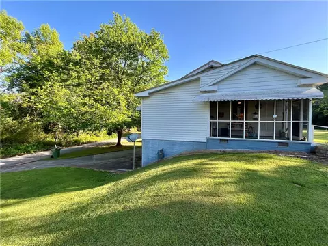 Exterior - 16 Highway 162, Covington, GA 30016 photo 3 of 14