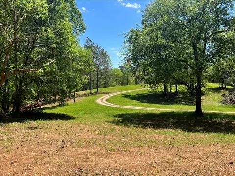 1015 Bartow St, Waleska, GA 30183