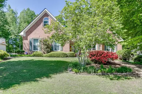 1750 Peachcrest Dr, Lawrenceville, GA 30043