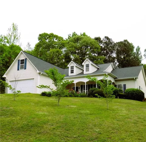 214 Daniel Springs Ct, Villa Rica, GA 30180
