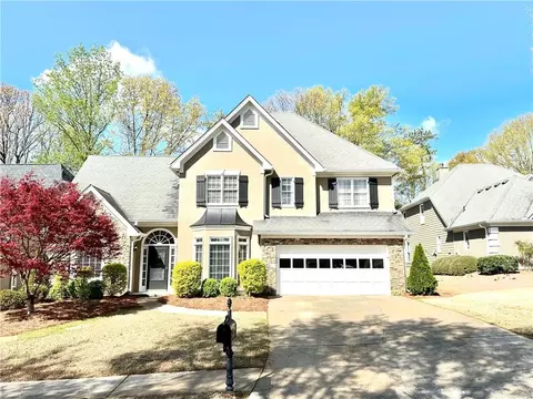 175 Shelli Ln, Roswell, GA 30075