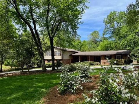 484 Keeler Woods Dr NW, Marietta, GA 30064