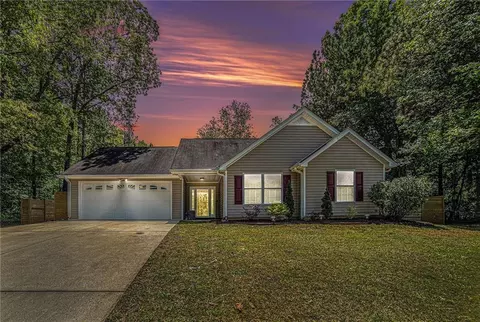 818 Courthouse Park Dr, Temple, GA 30179