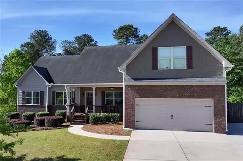 2843 Shadowstone Way, Winder, GA 30680