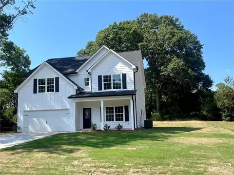 643 Pine Valley Dr, Royston, GA 30662