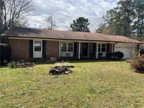 3622 Manhattan Dr, Decatur, GA 30034