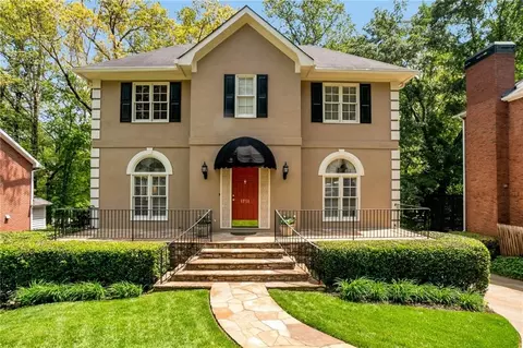 1751 Fernleaf Cir NW, Atlanta, GA 30318