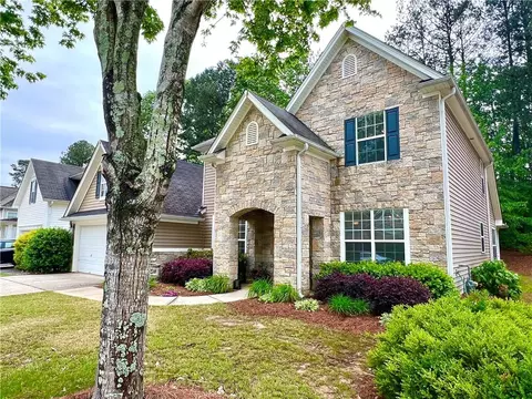 177 Fairway Dr, Newnan, GA 30265