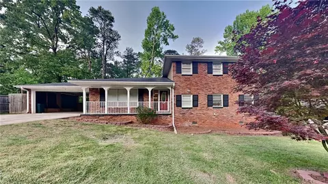 2702 Aquamist Dr, Decatur, GA 30034