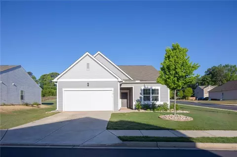 8 Shepard Dr, Dawsonville, GA 30534