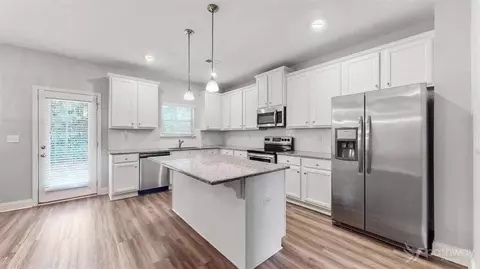 Kitchen - 201 Hydrangea Ct #12, Austell, GA 30168 photo 2 of 5