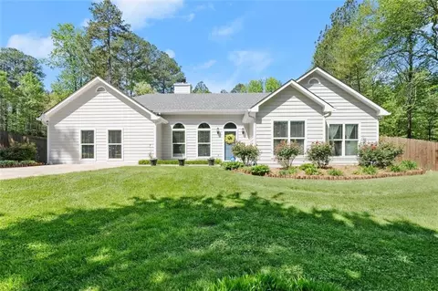 51 Hedgewood Ln, Dawsonville, GA 30534