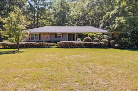 3805 Villa Rica Ln, Powder Springs, GA 30127