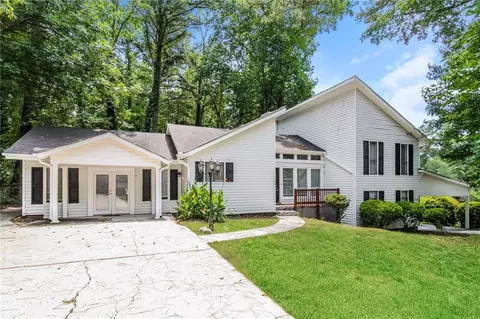 9010 Mandarin Dr, Jonesboro, GA 30236