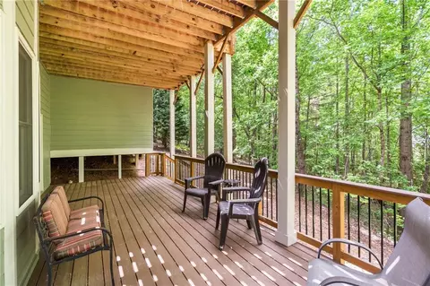 Exterior - 520 Sentry Ridge Xing, Suwanee, GA 30024 photo 5 of 14