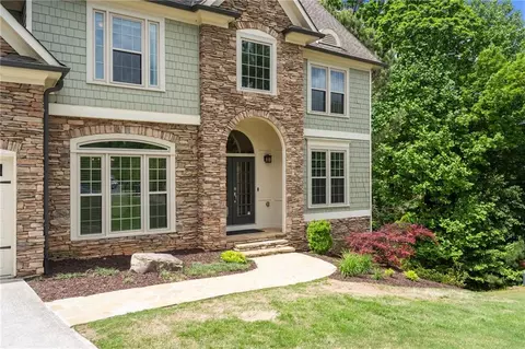 Exterior - 520 Sentry Ridge Xing, Suwanee, GA 30024 photo 11 of 14