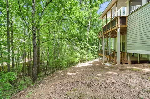 Exterior - 520 Sentry Ridge Xing, Suwanee, GA 30024 photo 8 of 14