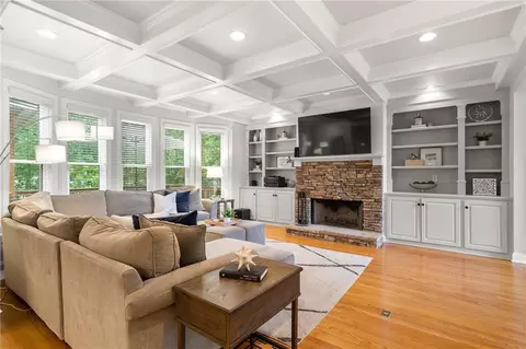 Living - 520 Sentry Ridge Xing, Suwanee, GA 30024 photo 1 of 2