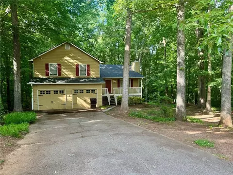 4690 Spring Gate Dr, Powder Springs, GA 30127