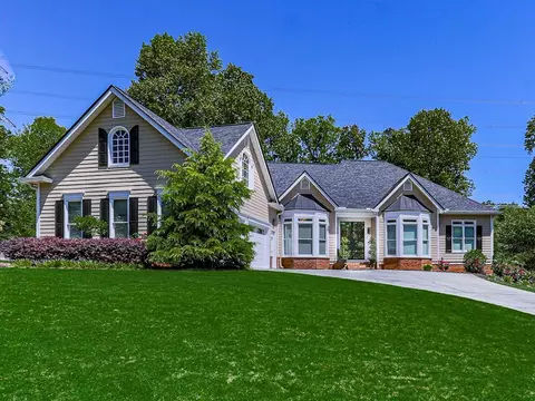 3914 Halisport Dr NW, Kennesaw, GA 30152