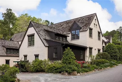 29 Swann Rdg, Chattahoochee Hills, GA 30268