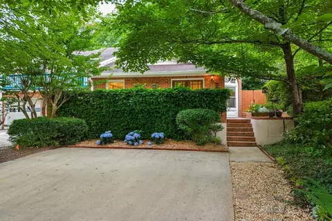 1810 Rockridge Pl NE, Atlanta, GA 30324